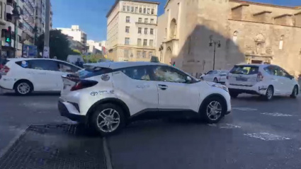 Taxis por el centro de Valencia