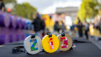 Medallas hechas con Lego