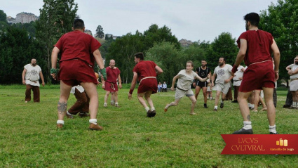 Partido de Harpastum durante la celebracion del Arde Lucus