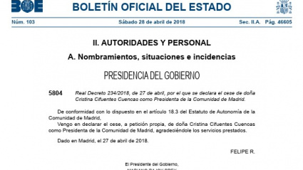En el cese de Cristina Cifuentes también aparece "el agradecimiento por los servicios prestados"