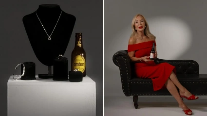 Carmen Lomana y las joyas elaboradas con los botellines centenarios de Ambar.