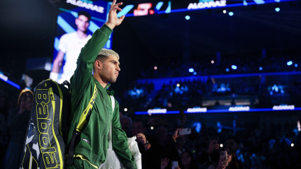 Carlos Alcaraz ha conseguido una sólida victoria en su primer partido de las ATP Finals.