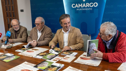 El alcalde de Camargo, Diego Movellán, en la presentación de las XXXVIII Jornadas Micológicas de CantabriaPOLITICA ALBERTO G. IBANEZ