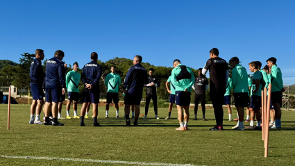 Entrenamiento del FC Cartagena tras el triunfo en Teruel