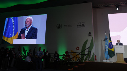 El presidente de Brasil, Luiz Inácio Lula da Silva, habla durante el inicio de conferencias de la COP30