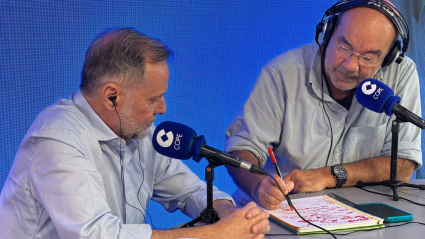 Juan Cierco, director corporativo de Iberia, con Ángel Expósito