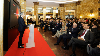 O presidente da Xunta de Galicia, Alfonso Rueda, participa no Foro Economía Galega e Empresa. Evolución, Innovación e Futuro.  Antigua sede do Banco Pastor (A Coruña), 11/11/25.