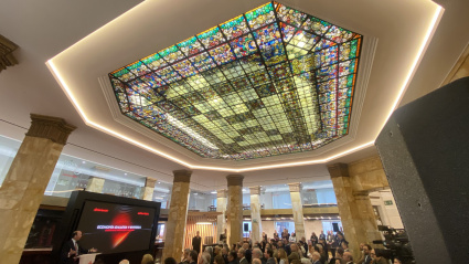 Interior del edificio del Banco Pastor en A Coruña