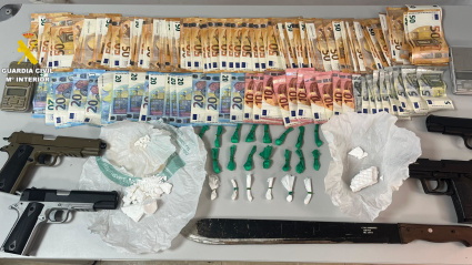 La Guardia Civil incauta drogas y armas en una operación contra el tráfico de drogas