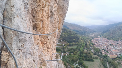 Infraestructura en la ladera de San Torcuato