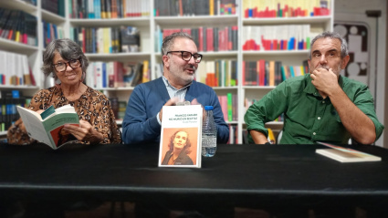 Rafa Gutiérrez (d), en la presentación de un libro en La Buena Letra