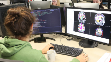 Adrià Casamitjana trabajando en Vicorob de la UdG