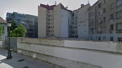 El solar en el que se abordará la segunda fase de restauración de la muralla de Avilés