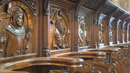 Sillería del Coro de la sala capitular de la Catedral de Oviedo