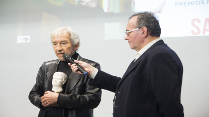 El actor José Sacristán con Jose Luis Anchelergues, director del festival.