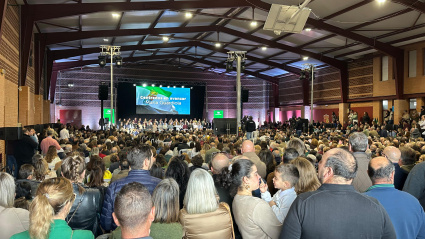 El acto del PP en Lobón ha estado abarrotado de público