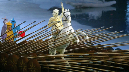 Representación de Alejandro Magno durante la ceremonia de los Juegos Olímpicos de Atenas 2004.