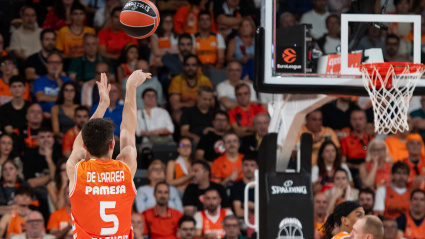 De Larrea ejecuta una suspensión