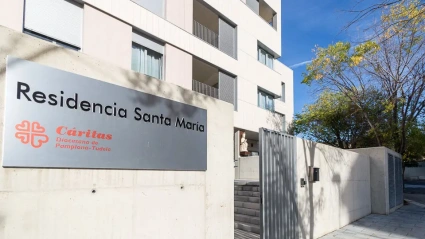 Exterior de la Residencia Santa María de Cáritas en Burlada