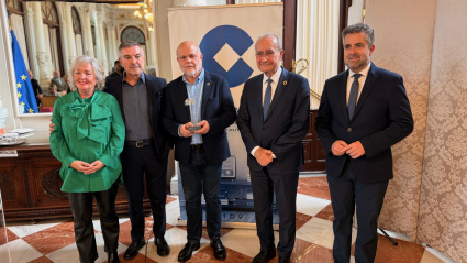 Teresa Porras, Adolfo Arjona, el alcalde de Málaga, Salvador Jiménez y Carlos Conde.