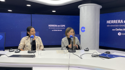 Karen Quiroga, vicepresidenta de Transformación Digital e Innovación de Bancamía, entidad colombiana de la Fundación Microfinanzas BBVA, y Elix Orozco, emprendedora colombiana