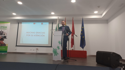 El director general de Atención al Mayor y a la Dependencia de la Comunidad de Madrid, Óscar Álvarez, en la presentación