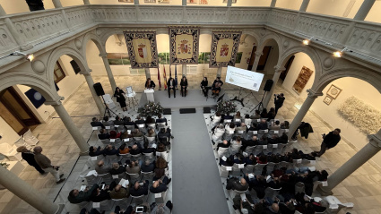 Claustro del Centro Cultural de la Asunción en Albacete.