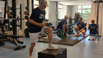 No hay límite de edad para hacer ejercicios de fuerza