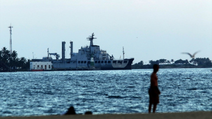 Un buque venezolano frente a las costas del país