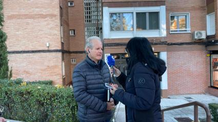 Carmelo, afectado por inquiokupación, con Pilar Cisneros