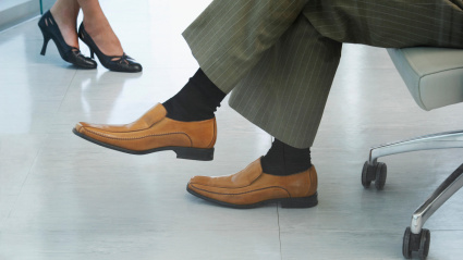 Imagen de recurso de varios trabajadores en una oficina