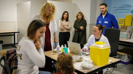 Cualquier riojano puede acudir a este dispositivo especial de vacunación