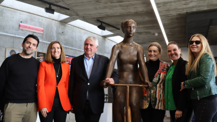 'La Venus en bicicleta', de Antonio Campillo, una de las obras de la exposición