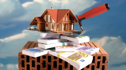 Ladrillo, dinero y una casa