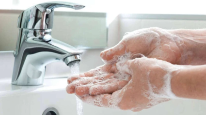 Lavarse las manos al llegar a casa es imprescindible