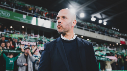 José Alberto, antes de comenzar el Racing - Granada en El Sardinero