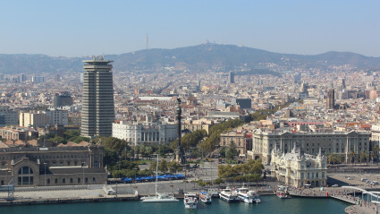 Barrios como la Verneda, Trinitat Vella o el suroeste del Besòs concentran una gran cantidad de estas viviendas, que sufren graves problemas estructurales y de accesibilidad.