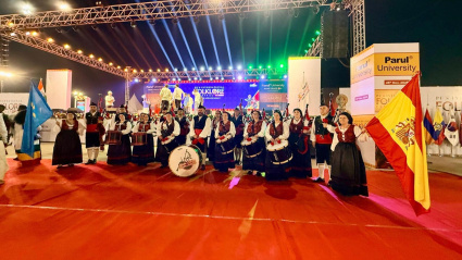 La Banda de Gaitas de Corvera en uno de los actos del Festival