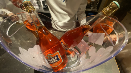 Botellas de Amara Brava Spritz