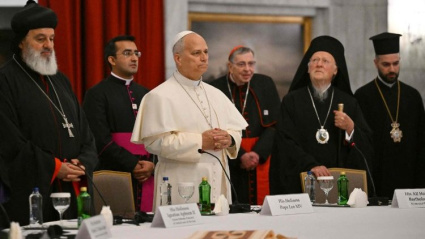 El Papa junto a los representantes de otras iglesias