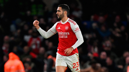 Mikel Merino celebra el gol del empate para el Arsenal durante el duelo de la Premier League frente al Chelsea