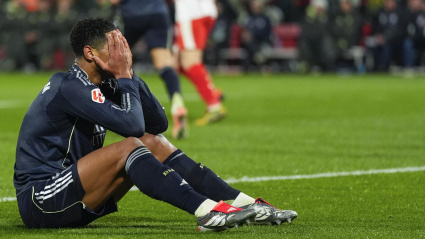 Jude Bellingham se lamenta durante el Girona - Real Madrid