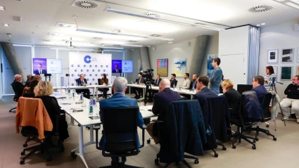 Imagen de los "Desayunos informativos" de COPE Dénia celebrado en Baleària