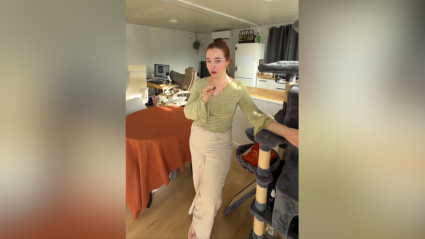 Esther, en el vídeo