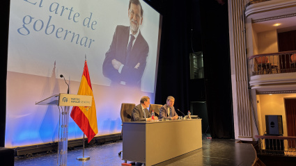 Mariano Rajoy desvela en Motril las claves de 'El arte de gobernar' y sus advertencias sobre la política actual