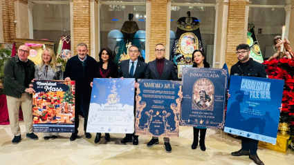 Presentación de las actividades de Navidad del Paso Azul