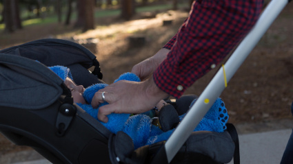 Imagen de recurso de un bebé en su carrito