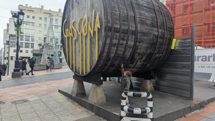 La calle Gascona es parada obligada para disfrutar de la sidra