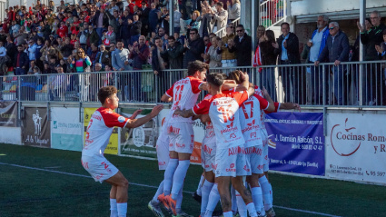 Los jugadores del Atlético Antoniano celebrando uno de los goles ante el CF Lorca Deportiva