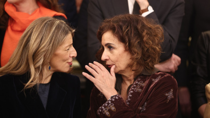 La vicepresidenta segunda del Gobierno y ministra de Trabajo, Yolanda Díaz, y la vicepresidenta primera del Gobierno y miinistra de Hacienda, María Jesús Montero